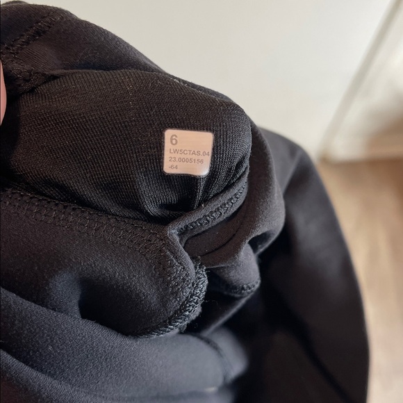 Lululemon Athletica Black Leggings - Picture 8 of 8
